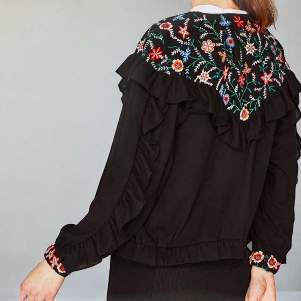 ZARA TRAFALUC Floral Embroidered Frill Black Jacket ~ Like New - Picture 4 of 12